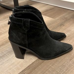 Vince Camuto Wellinda Suede Booties